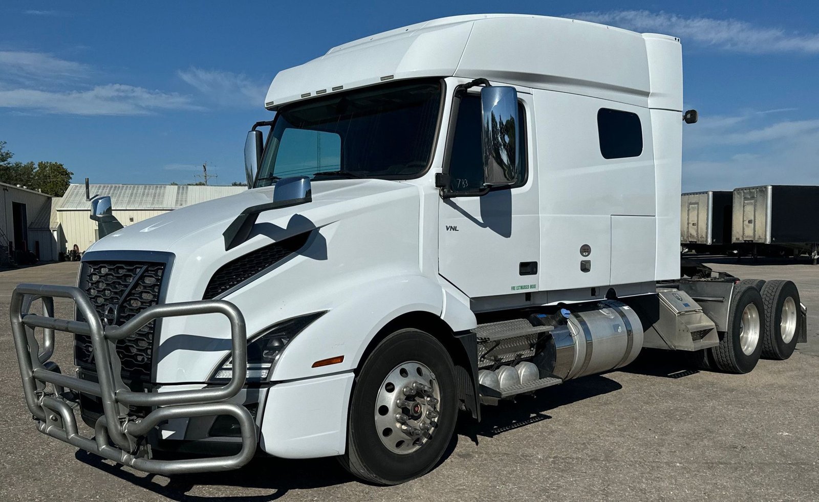 2020 Volvo VNL
